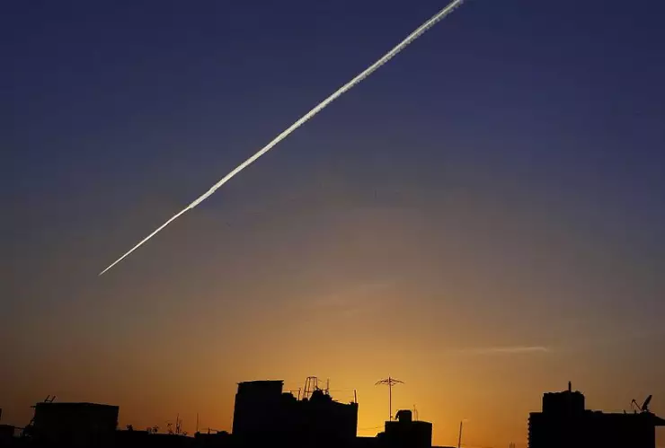 Satélite, objeto desconocido, EUA A.jpg