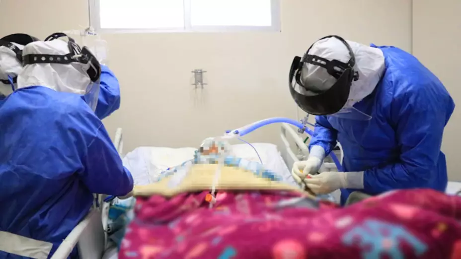 Suman 150 mil 100 las personas fallecidas por COVID-19 en México