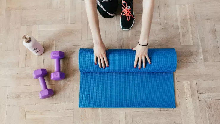 ¿Cómo perder calorías sin ir al gimnasio? ¡Te toma 20 minutos!