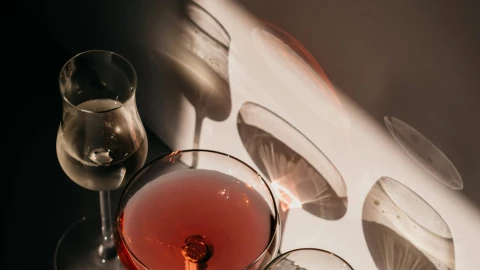 Estados Unidos recomienda advertencias de cáncer en todas las bebidas alcohólicas