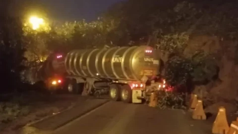 derrumbe autopista puebla-orizaba vías alternas