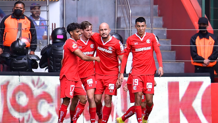 Toluca celebra triunfo ante San Luis