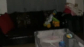 Juguete comienza a funcionar sin baterías en medio de la noche.png