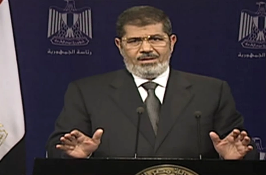 La versión del arresto no ha sido confirmada hasta ahora por los militares, que depusieron a Morsi al cumplirse este miércoles el ultimátum que le habían dado