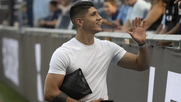 ¿Debutará ante Tigres? Así permanece el registro de Alan Pulido con el Guadalajara