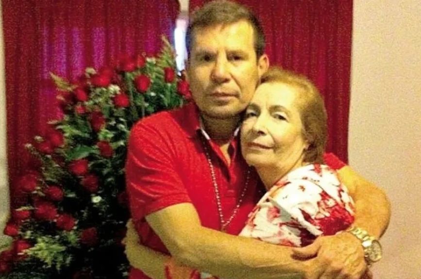 Isabel González y Julio César Chávez