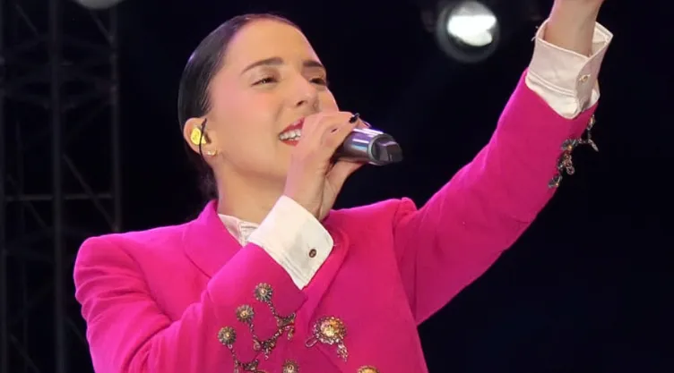 Majo Aguilar pide ayuda a sus seguidores; miembro de su familia padece leucemia