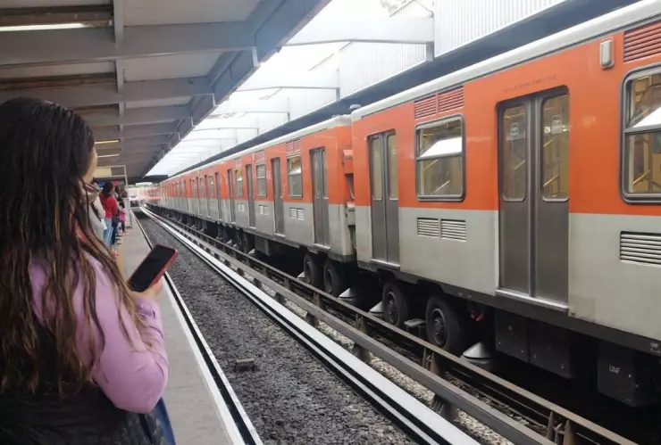 Aglomeraciones y retrasos en el Metro CDMX
