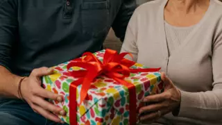 Día de las Madres 2025_ 5 ideas de regalos creativos, origen y fecha.jpg