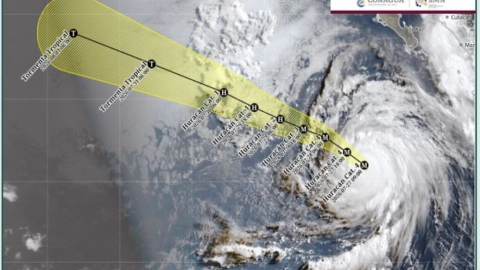 Huracán Genevieve trayectoria pronóstico