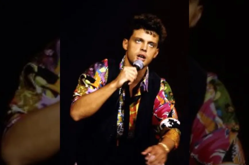 Luis Miguel ovacionado.jpg