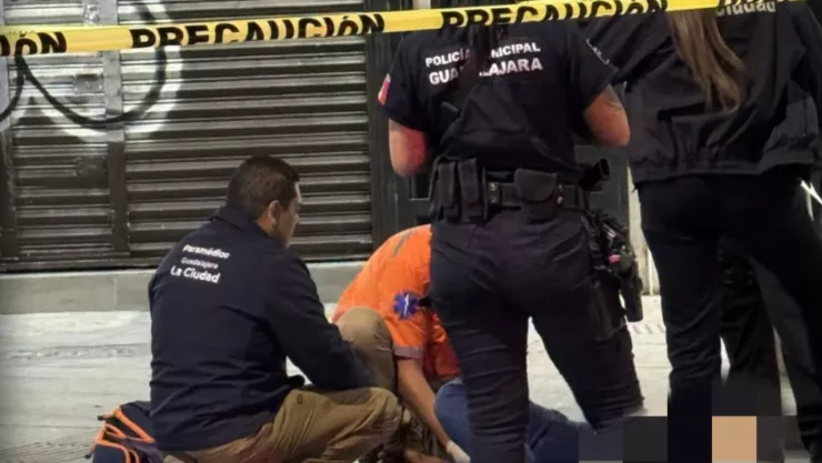 Hombre casi pierde la vida tras casi sufrir un accidente en la colonia Mezquitán