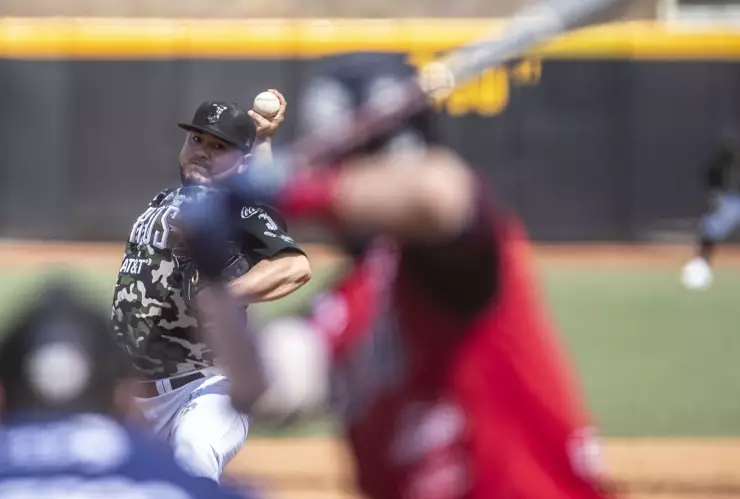 Toros de Tijuana vs Sultanes de Monterrey LMB