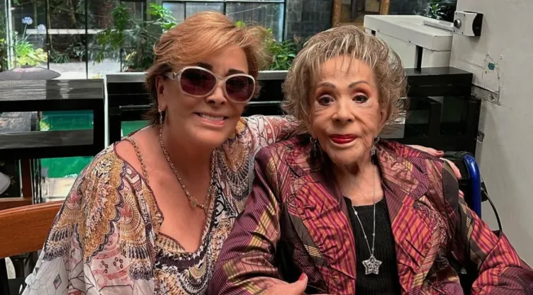 Así se vivió el funeral y homenaje a Silvia Pinal en Bellas Artes