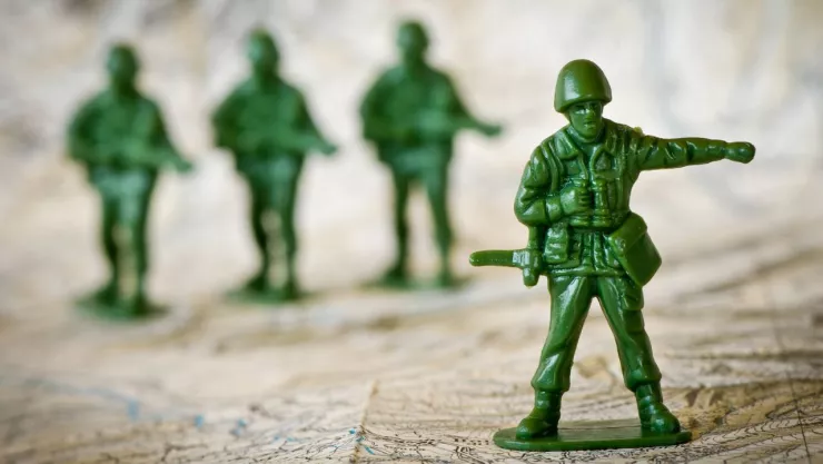 Niños protagonizan un retén con armas de juguete