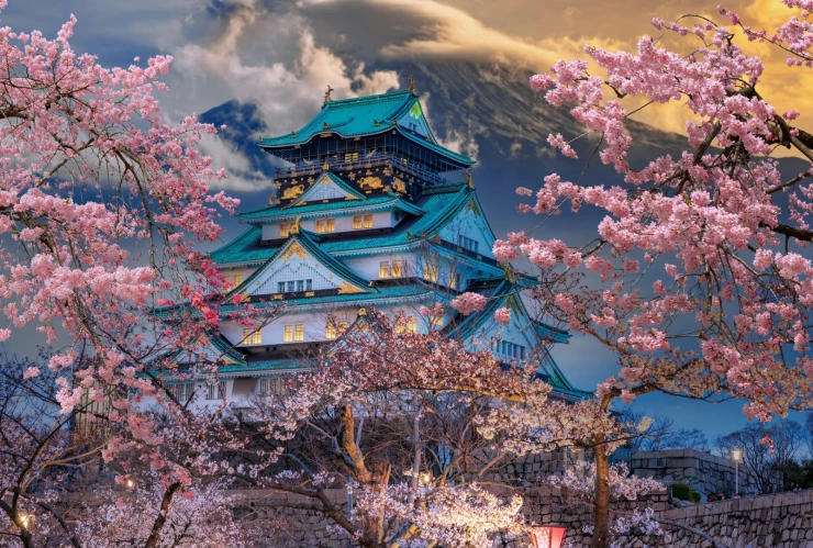 una hermosa fotografía de Osaka junto el fondo del Monte Fuji.