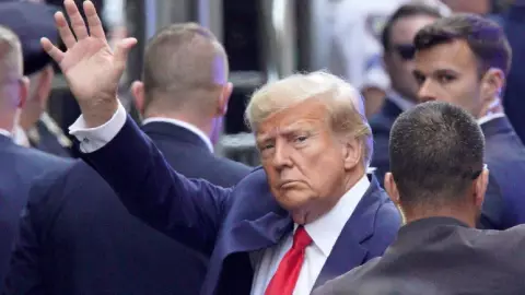 Donald Trump listo para la imputación de cargos en Manhattan