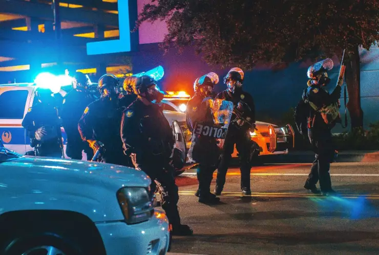 Reportan múltiples víctimas de tiroteo en Raleigh, Carolina del Norte