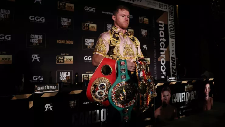 La FIB le quita cinturón al Canelo Alvarez
