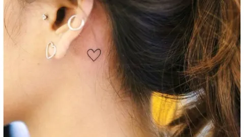 corzon tatuaje minimalista