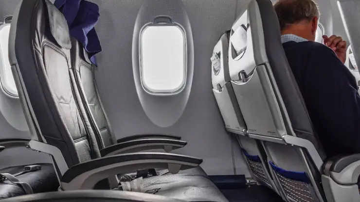 Asiento de avión con más especio y en dónde se ubican
