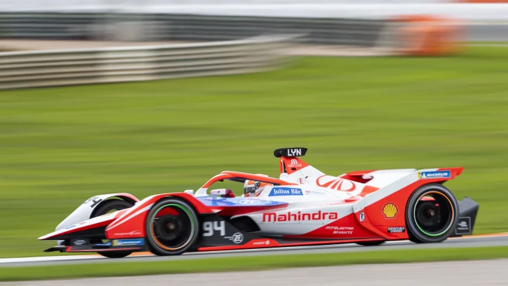 Alex Lynn de Mahindra Racing