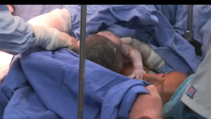 Nace el primer bebé del 2025 en el EDOMEX