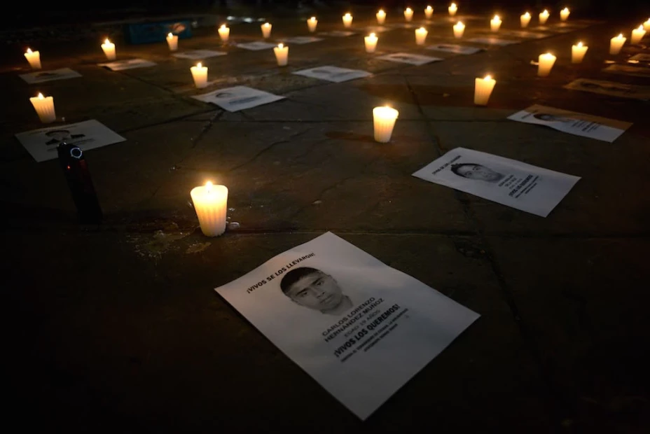 Marcha por los 43 normalistas de Ayotzinapa