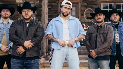 Grupo Frontera y Bad Bunny llega al #1 del top global de Spotify con ‘Un x100to’