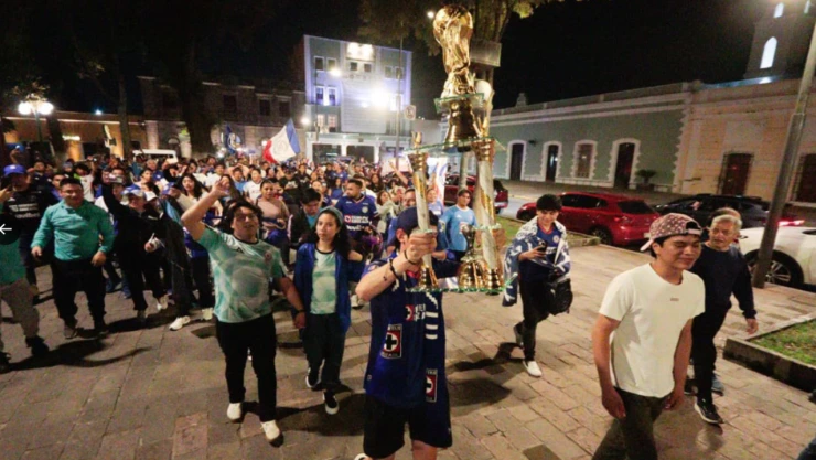 En Tlaxcala disuaden festejos de aficionados del Cruz Azul