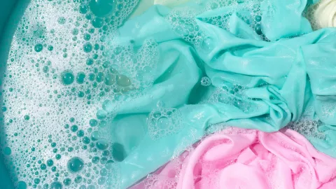 Truco para lavar prendas de manera más eficiente ¡adiós detergente!