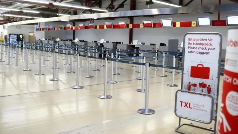 Hallan bomba de la II Guerra Mundial en el aeropuerto de Berlín