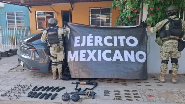 Aseguran armamento en el sector Barrancos, en Culiacán