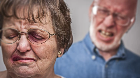 De acuerdo con la Universidad Nacional Autónoma de México (UNAM), un tercio de los adultos mayores mexicanos sufren maltrato.