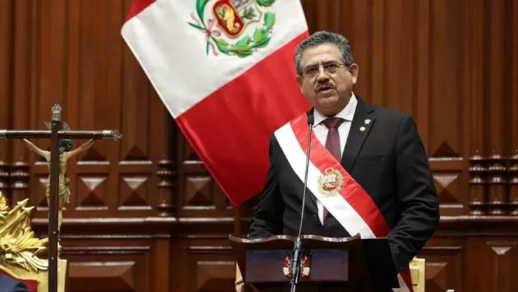 Manuel Merino, que asumió el cargo de presidente interino de Perú tras la destitución de Martín Vizcarrauel Merino renuncia a presidencia de Perú.