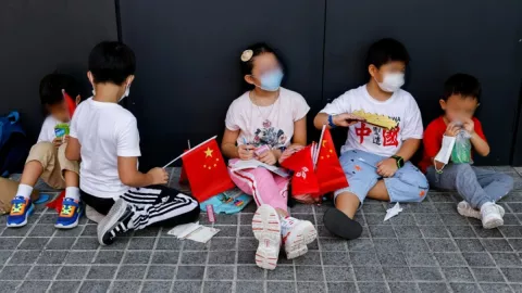 hijos padres China.jpg