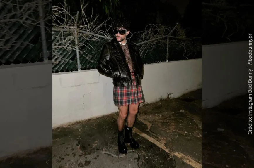 Bad Bunny falda.jpg