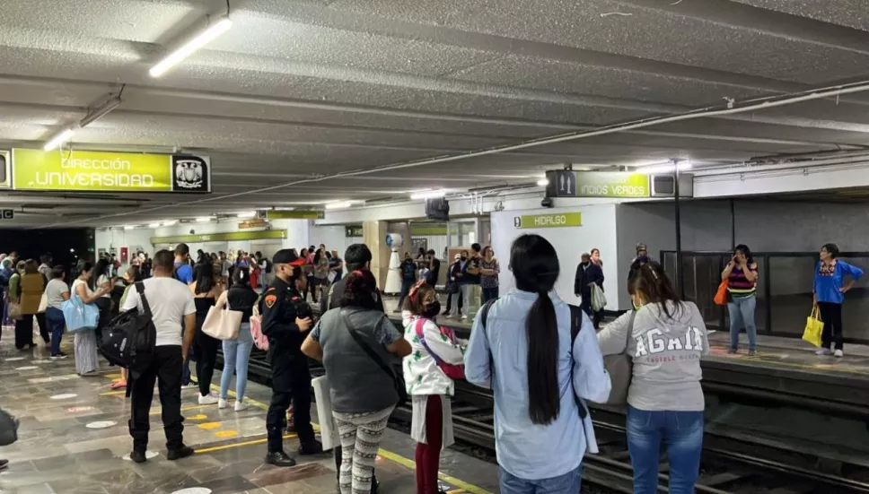 metro humo línea 3 retrasos