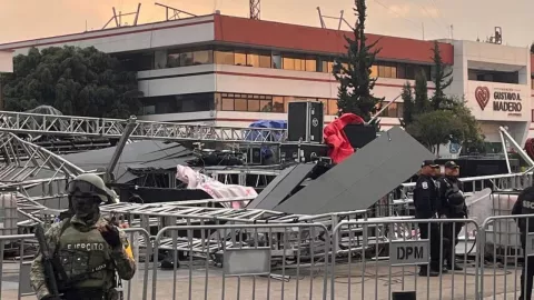 Se cae el escenario en la GAM