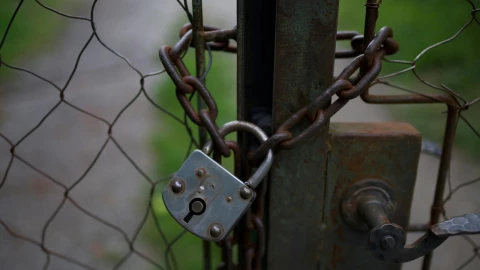 Esto debes hacer si alguien invade tu predio.