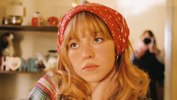 Sydney Sweeney lanza jabón hecho con su agua de baño.