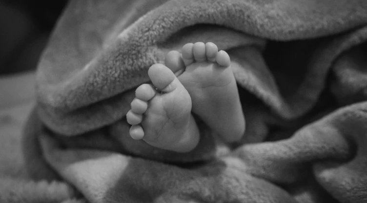 Muerte de Darleth conmociona a Saltillo_ Bebé de un año fallece por presunta violencia; Fiscalía inv.jpg