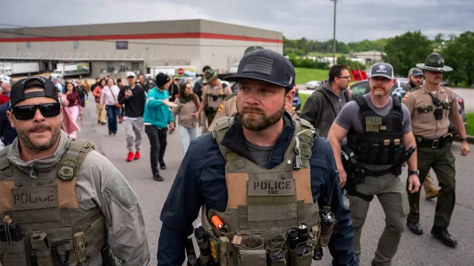 ICE realiza redadas a migrantes cuyos casos tiene más de 20 años