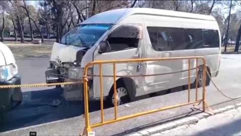 choque-en-zaragoza-ebrio-conductor-camioneta-transporte-público