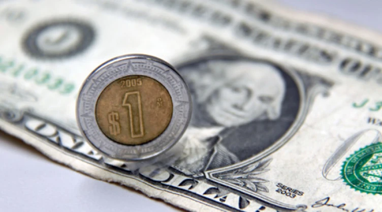 En enero de 2023, el peso cotizó su mejor valor frente al dólar en casi tres años