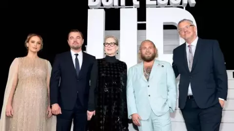 Jennifer Lawrence presume su embarazo en estreno de Don’t Look Up