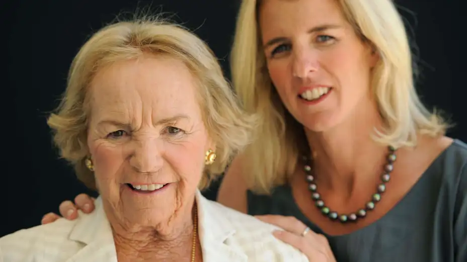 Ethel Kennedy con su hija Rory Kennedy.