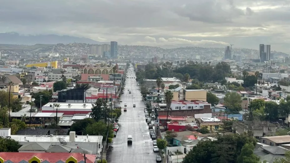 ¿Llevas paraguas? Habrá llovizna en Tijuana en la tarde de hoy lunes