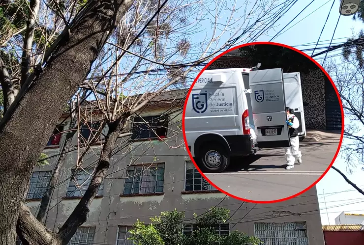 Mujer pierde la vida al caer de un tercer piso en CDMX.