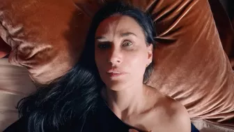 Ahora tanto la nominación de Demi Moore como la de ‘La Sustancia’ parecen tener más probabilidades de ganar el Oscar, esto sobre todo ante el fiasco que ha resultado todo lo que tiene que ver con ‘Emilia Pérez’, película que muchos consideraban la fuerte contendiente. | Foto: MUBI